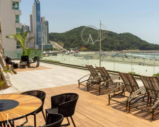 Imagem Apartamento com 2 Quartos à Venda, 88 m² em Centro - Balneário Camboriú