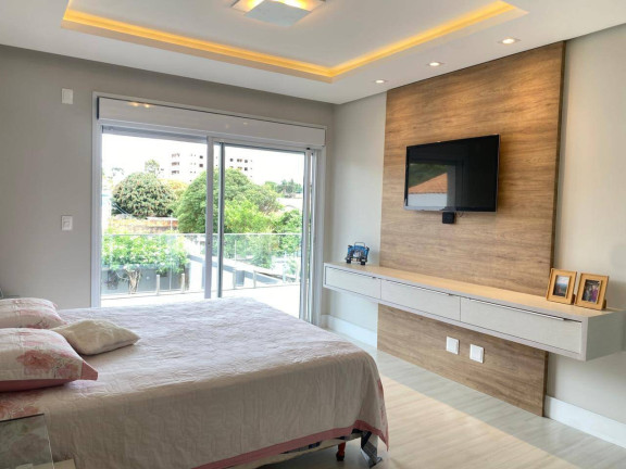 Imagem Sobrado com 4 Quartos à Venda, 413 m² em Centro - Cascavel