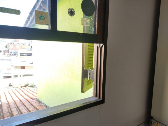 Imagem Casa com 3 Quartos à Venda, 200 m² em Parque Dos Bancários - São Paulo