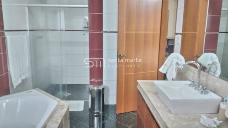Imagem Sobrado com 3 Quartos à Venda, 250 m² em Olaria - Lorena Imagem Sobrado com 3 Quartos à Venda, 250 m² em Olaria - Lorena