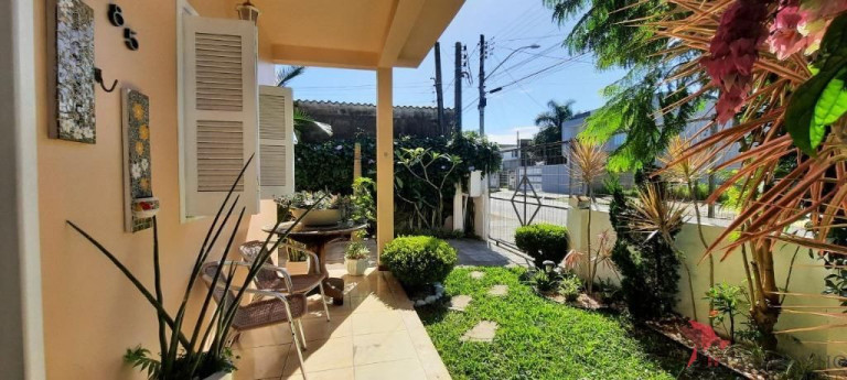Imagem Casa com 4 Quartos à Venda, 140 m² em Stan - Torres