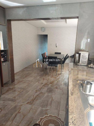 Imagem Sobrado com 3 Quartos à Venda, 221 m² em Jardim Vila Rica - Santo André