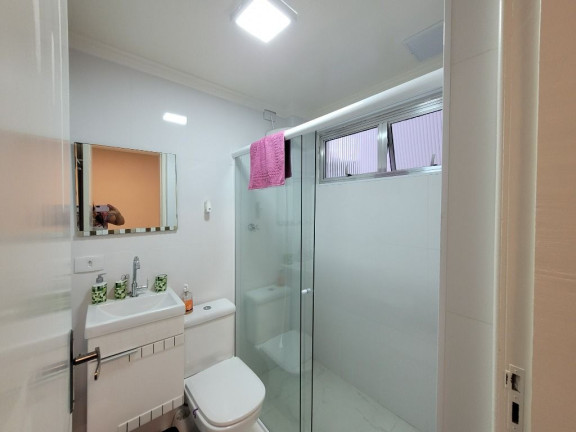 Imagem Apartamento com 2 Quartos à Venda, 62 m² em Pitangueiras - Guarujá