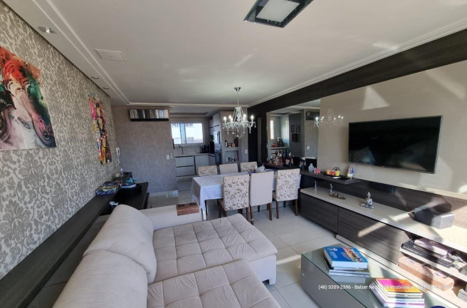 Imagem Apartamento com 3 Quartos à Venda, 192 m² em Centro - Florianópolis Imagem Apartamento com 3 Quartos à Venda, 192 m² em Centro - Florianópolis