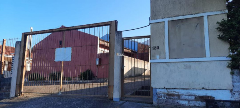 Casa com 2 Quartos à Venda, 20 m² em Martinica - Viamão