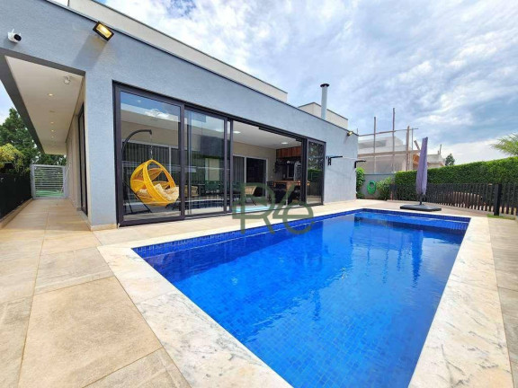 Imagem Casa com 3 Quartos à Venda, 303 m² em Alphaville Granja Viana - Carapicuíba Imagem Casa com 3 Quartos à Venda, 303 m² em Alphaville Granja Viana - Carapicuíba