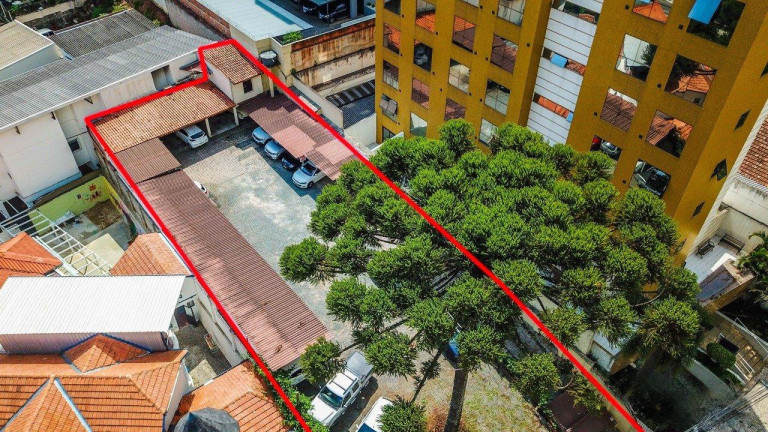Imagem Terreno à Venda, 747 m² em Centro Cívico - Curitiba