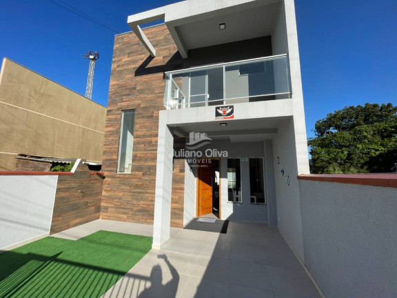 Sobrado com 3 Quartos à Venda, 120 m² em Bamerindus - Itapoá