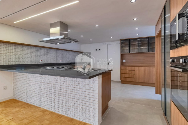 Imagem Apartamento com 3 Quartos à Venda, 220 m² em Cerqueira César - São Paulo Imagem Apartamento com 3 Quartos à Venda, 220 m² em Cerqueira César - São Paulo