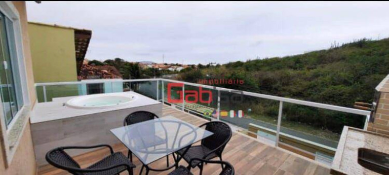 Casa com 3 Quartos à Venda, 100 m² em Peró - Cabo Frio