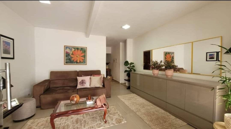Imagem Casa com 3 Quartos à Venda, 200 m² em Cuiabá Imagem Casa com 3 Quartos à Venda, 200 m² em Cuiabá