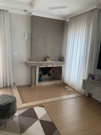 Imagem Casa com 2 Quartos à Venda, 327 m² em Centro - Guarapuava Imagem Casa com 2 Quartos à Venda, 327 m² em Centro - Guarapuava