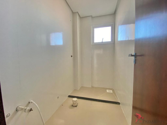 Imagem Apartamento com 2 Quartos à Venda, 60 m² em Stan - Torres