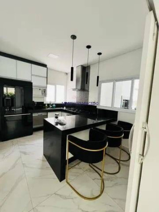 Imagem Casa com 4 Quartos para Alugar, em Alphaville - Santana De Parnaíba Imagem Casa com 4 Quartos para Alugar, em Alphaville - Santana De Parnaíba