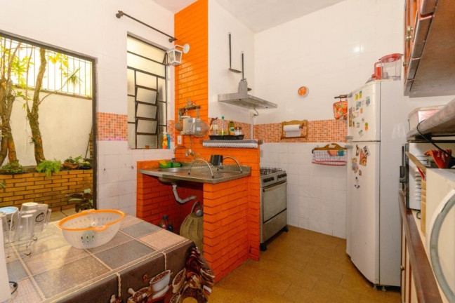 Imagem Casa com 3 Quartos à Venda,  em Cidade Baixa - Porto Alegre