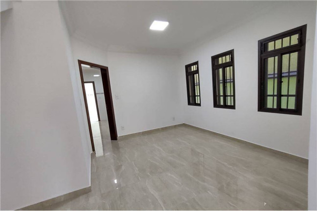 Imagem Sobrado com 3 Quartos à Venda, 173 m² em São Paulo Imagem Sobrado com 3 Quartos à Venda, 173 m² em São Paulo