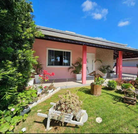 Imagem Casa com 3 Quartos à Venda, 194 m² em Centro - Balneário Barra Do Sul Imagem Casa com 3 Quartos à Venda, 194 m² em Centro - Balneário Barra Do Sul