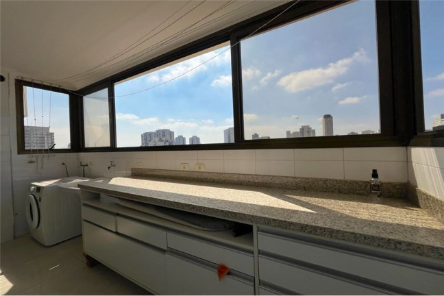 Imagem Apartamento com 3 Quartos à Venda, 246 m² em Alto Da Lapa - São Paulo