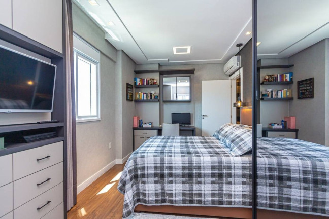 Imagem Cobertura com 3 Quartos à Venda, 222 m² em Pioneiros - Balneário Camboriú Imagem Cobertura com 3 Quartos à Venda, 222 m² em Pioneiros - Balneário Camboriú