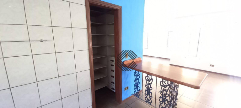 Imagem Casa com 4 Quartos à Venda, 215 m² em Condomínio Clube Dos 50 - Sorocaba Imagem Casa com 4 Quartos à Venda, 215 m² em Condomínio Clube Dos 50 - Sorocaba