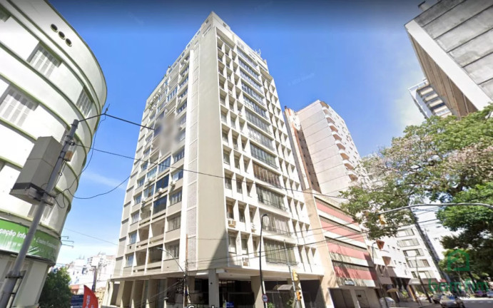 Imagem Apartamento com 3 Quartos à Venda, 180 m² em Centro Histórico - Porto Alegre Imagem Apartamento com 3 Quartos à Venda, 180 m² em Centro Histórico - Porto Alegre