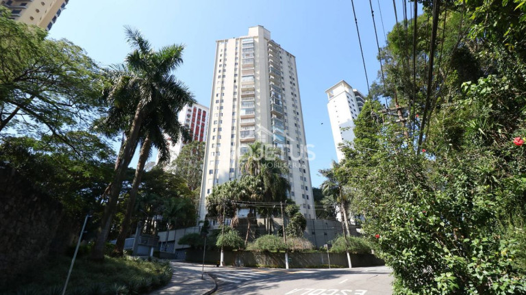 Imagem Apartamento com 3 Quartos à Venda, 107 m² em Vila Suzana - São Paulo