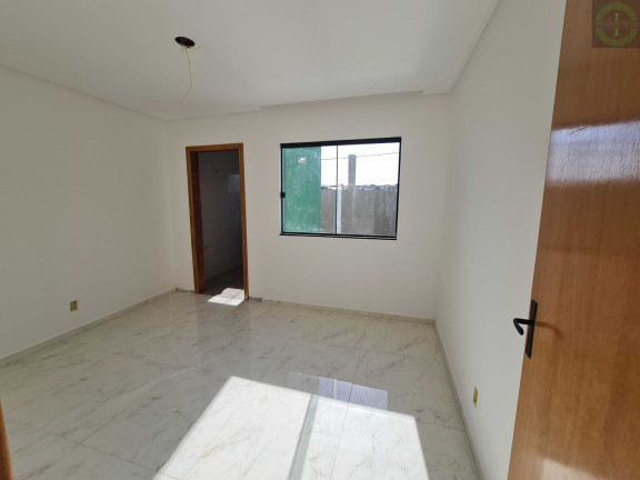 Imagem Casa com 3 Quartos à Venda, 100 m² em Uvaranas - Ponta Grossa Imagem Casa com 3 Quartos à Venda, 100 m² em Uvaranas - Ponta Grossa