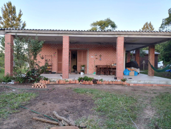 Imagem Casa com 1 Quarto à Venda, 2.100 m² em águas Claras - Viamão Imagem Casa com 1 Quarto à Venda, 2.100 m² em águas Claras - Viamão
