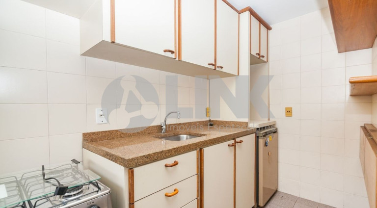 Imagem Apartamento com 1 Quarto à Venda, 36 m² em Higienópolis - Porto Alegre Imagem Apartamento com 1 Quarto à Venda, 36 m² em Higienópolis - Porto Alegre