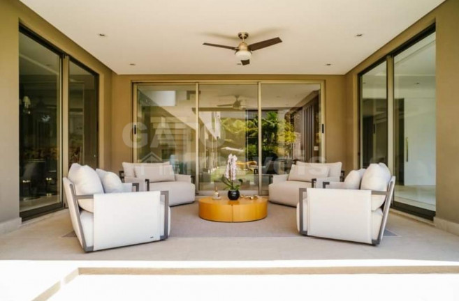 Imagem Casa com 8 Quartos à Venda, 1.164 m² em Alphaville - Santana De Parnaíba Imagem Casa com 8 Quartos à Venda, 1.164 m² em Alphaville - Santana De Parnaíba