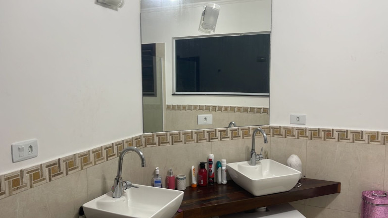 Imagem Casa com 3 Quartos à Venda, 450 m² em Jardim Peri - São Paulo Imagem Casa com 3 Quartos à Venda, 450 m² em Jardim Peri - São Paulo