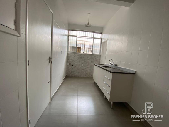 Imagem Apartamento com 2 Quartos à Venda, 75 m² em Várzea - Teresópolis