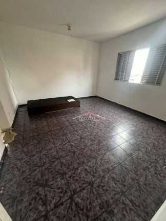 Kitnet com 1 Quarto à Venda, 29 m² em Boqueirão - Praia Grande