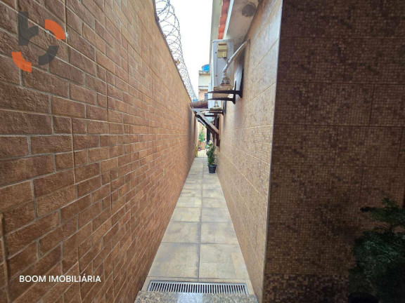 Imagem Casa com 3 Quartos à Venda, 213 m² em Califórnia - Nova Iguaçu