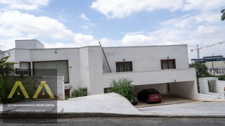 Casa de Condomínio com 5 Quartos à Venda, 1.400 m² em Tamboré - Barueri