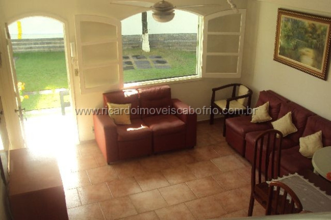 Imagem Imóvel com 3 Quartos à Venda, 120 m² em Peró - Cabo Frio Imagem Imóvel com 3 Quartos à Venda, 120 m² em Peró - Cabo Frio