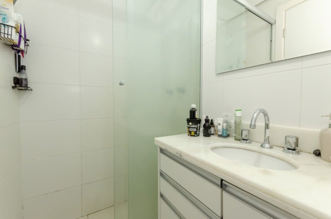Imagem Apartamento com 3 Quartos à Venda, 65 m² em Petrópolis - Porto Alegre Imagem Apartamento com 3 Quartos à Venda, 65 m² em Petrópolis - Porto Alegre