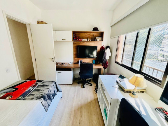 Imagem Imóvel com 2 Quartos à Venda, 78 m² em Jardim Botânico - Rio De Janeiro Imagem Imóvel com 2 Quartos à Venda, 78 m² em Jardim Botânico - Rio De Janeiro