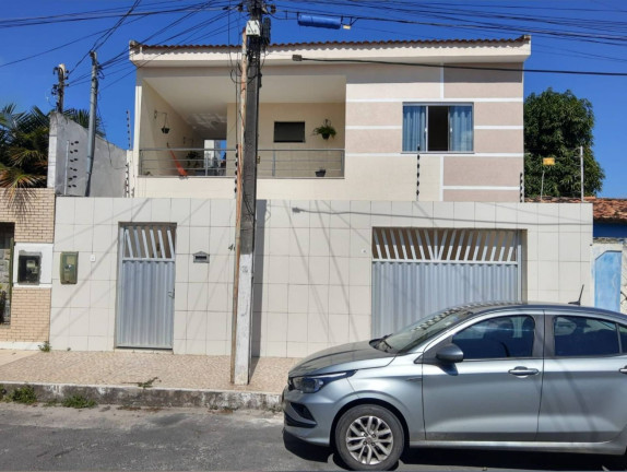 Imagem Casa com 3 Quartos à Venda, 215 m² em Farolândia - Aracaju Imagem Casa com 3 Quartos à Venda, 215 m² em Farolândia - Aracaju