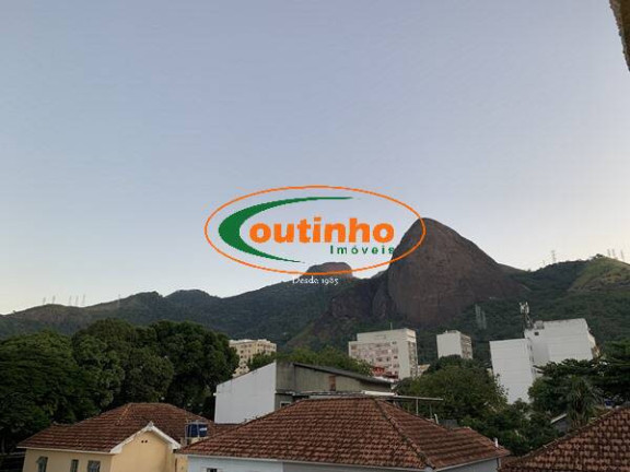 Imagem Casa com 4 Quartos à Venda, 140 m² em Grajaú - Rio De Janeiro Imagem Casa com 4 Quartos à Venda, 140 m² em Grajaú - Rio De Janeiro