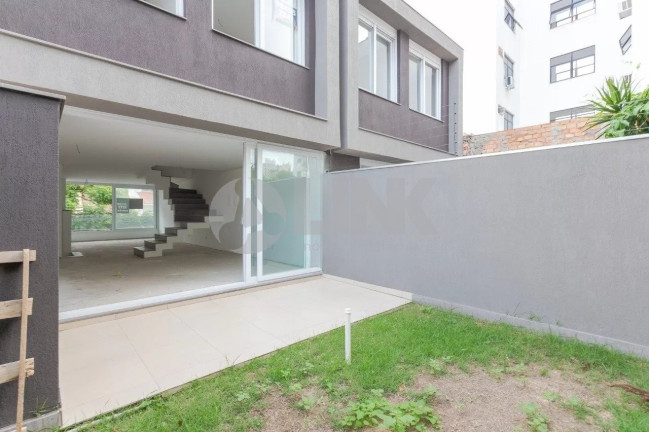 Imagem Casa com 3 Quartos à Venda, 203 m² em Higienópolis - Porto Alegre Imagem Casa com 3 Quartos à Venda, 203 m² em Higienópolis - Porto Alegre
