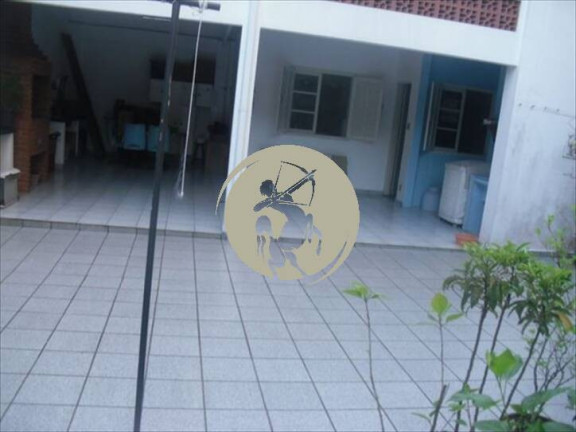 Imagem Casa com 3 Quartos à Venda, 300 m² em Gonzaga - Santos Imagem Casa com 3 Quartos à Venda, 300 m² em Gonzaga - Santos