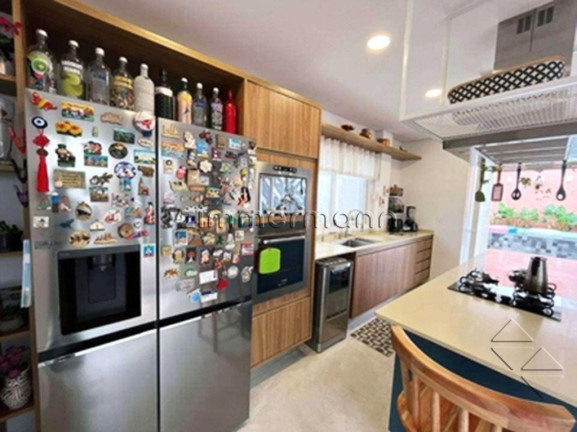 Imagem Casa com 2 Quartos à Venda, 300 m² em Alto De Pinheiros - São Paulo Imagem Casa com 2 Quartos à Venda, 300 m² em Alto De Pinheiros - São Paulo
