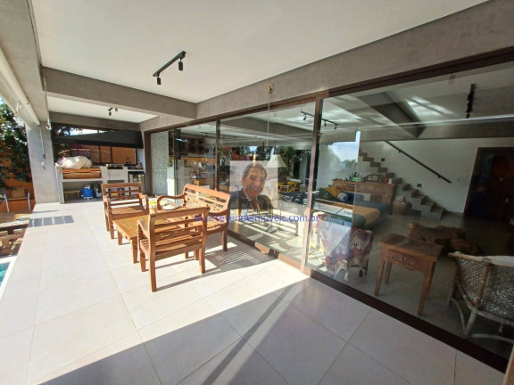 Imagem Casa com 3 Quartos à Venda, 337 m² em Jardim Atalaia - Cotia Imagem Casa com 3 Quartos à Venda, 337 m² em Jardim Atalaia - Cotia