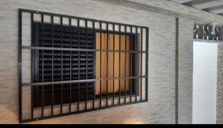 Imagem Casa com 4 Quartos à Venda, 94 m² em Vila Assunção - Praia Grande Imagem Casa com 4 Quartos à Venda, 94 m² em Vila Assunção - Praia Grande