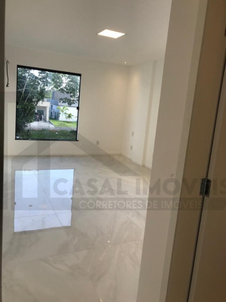 Imagem Casa com 4 Quartos à Venda, 380 m² em Atalaia - Ananindeua