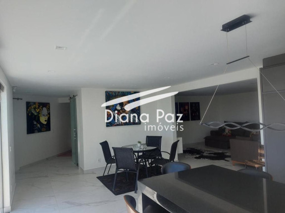 Imagem Casa com 3 Quartos à Venda, 285 m² em Ferradurinha - Búzios Imagem Casa com 3 Quartos à Venda, 285 m² em Ferradurinha - Búzios