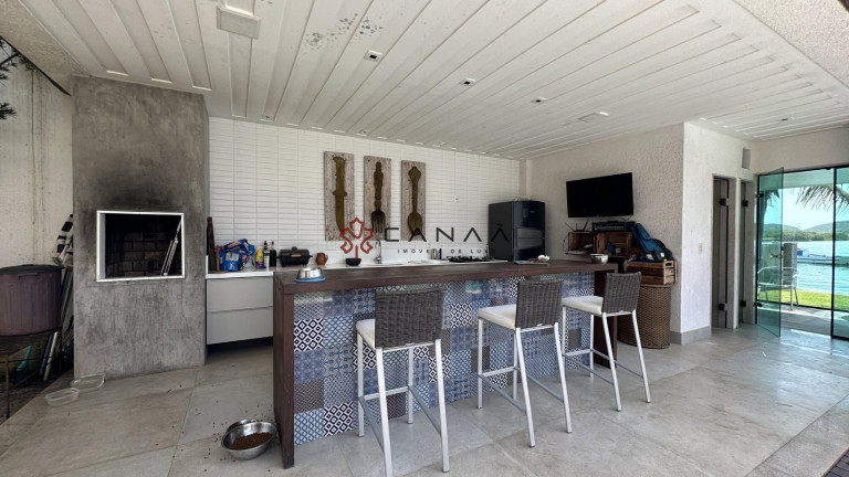 Imagem Casa de Condomínio com 4 Quartos à Venda, 550 m² em Passagem - Cabo Frio Imagem Casa de Condomínio com 4 Quartos à Venda, 550 m² em Passagem - Cabo Frio