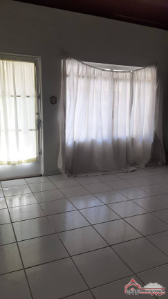 Imagem Casa com 3 Quartos à Venda, em Centro - Jacareí Imagem Casa com 3 Quartos à Venda, em Centro - Jacareí