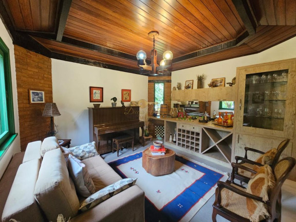 Chácara com 6 Quartos à Venda, 420 m² em Vargem Grande - Teresópolis